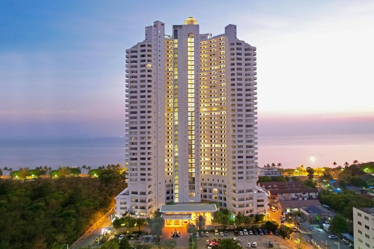 D Varee Jomtien Beach, Pattaya Εξωτερικό φωτογραφία The Royal