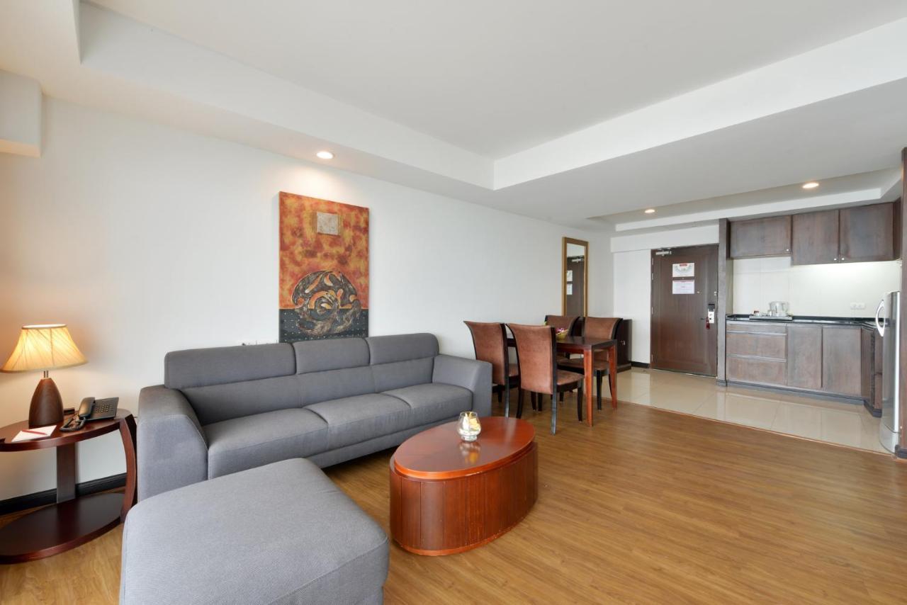 D Varee Jomtien Beach, Pattaya Εξωτερικό φωτογραφία A typical apartment at the Park Avenue