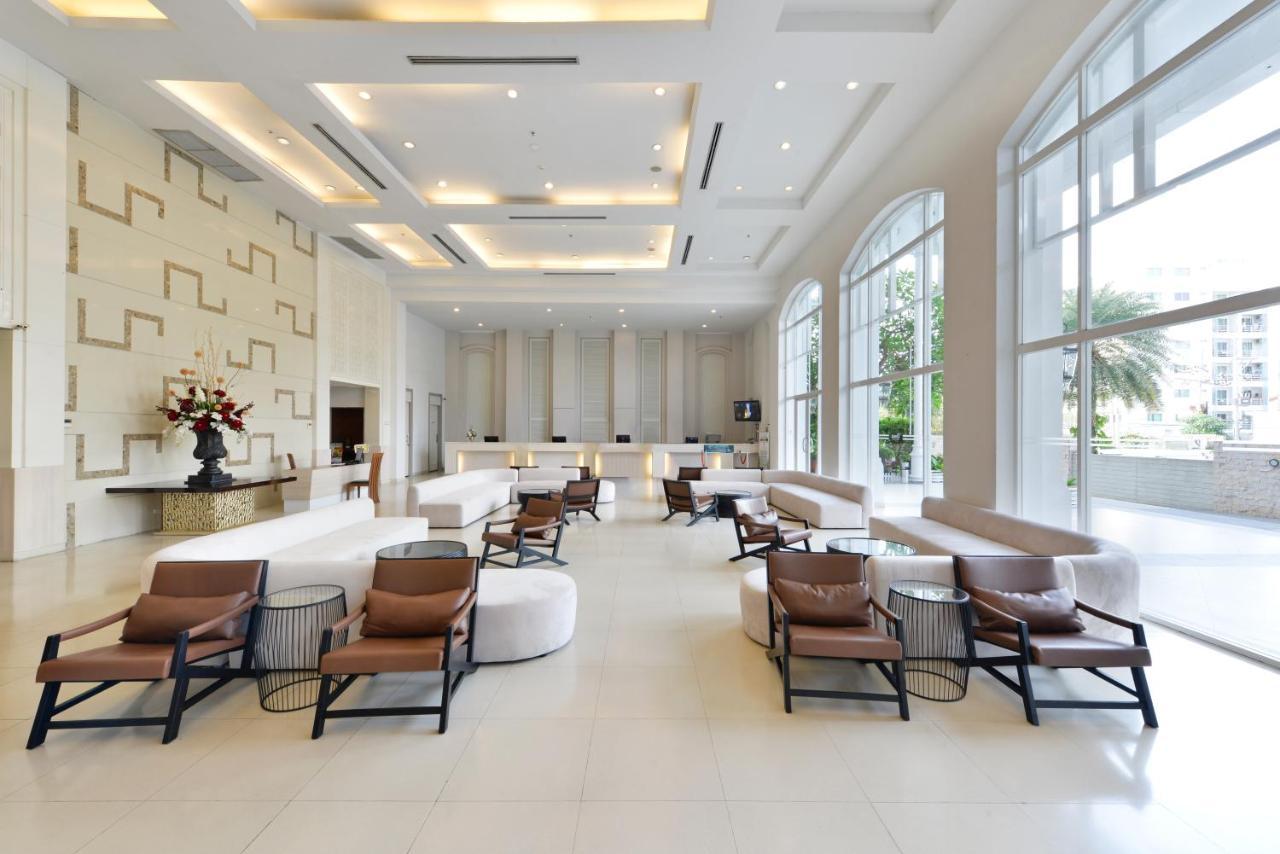 D Varee Jomtien Beach, Pattaya Εξωτερικό φωτογραφία Lobby